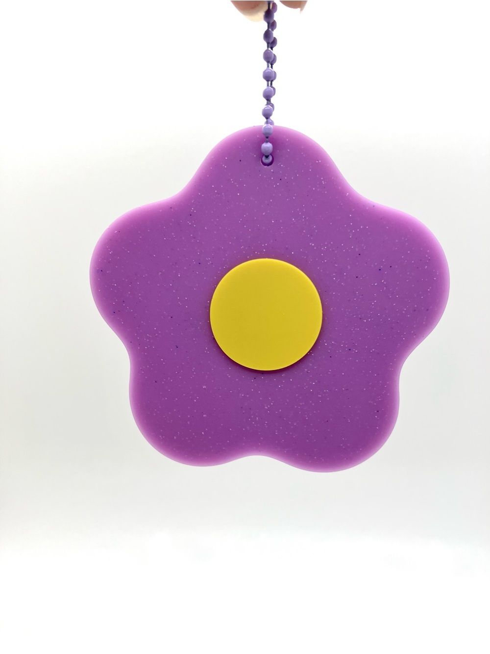 CJ Hendry JuJu Sparkly Purple Flower Silicone Bag Charm Keychain from Juju World - Picture 4 of 5
